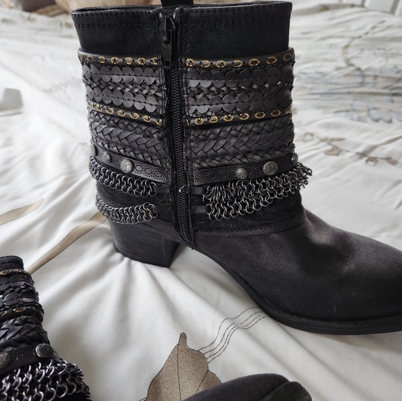 Ankle boot - Picture 3 of 4